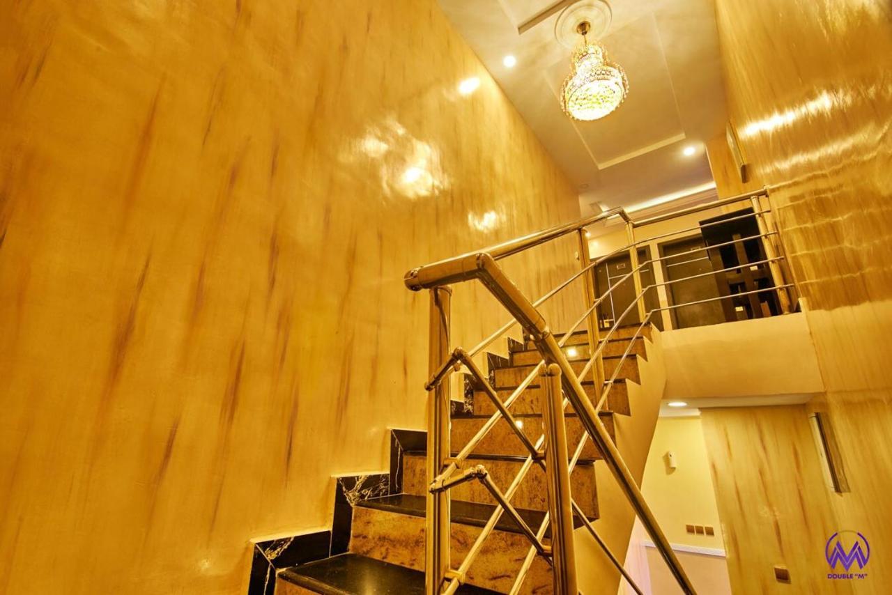 Double M Exquisite Suites And Lounge Lekki Ogombo Exterior foto