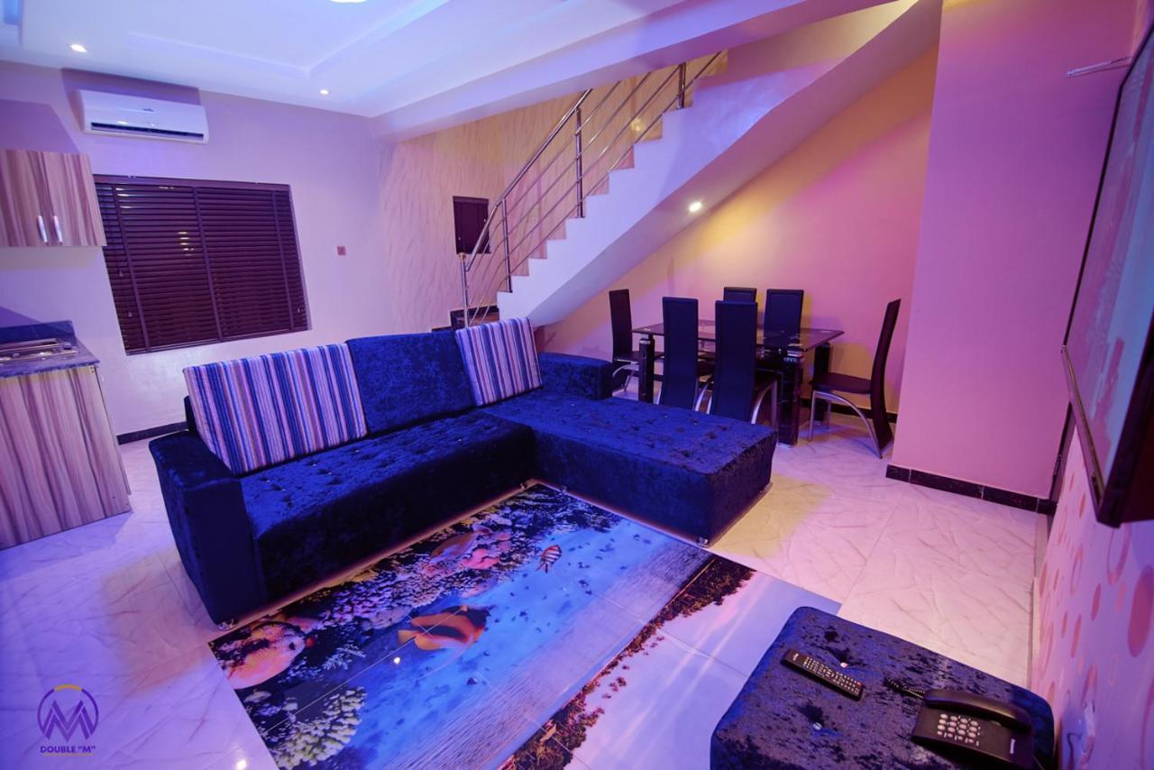Double M Exquisite Suites And Lounge Lekki Ogombo Exterior foto