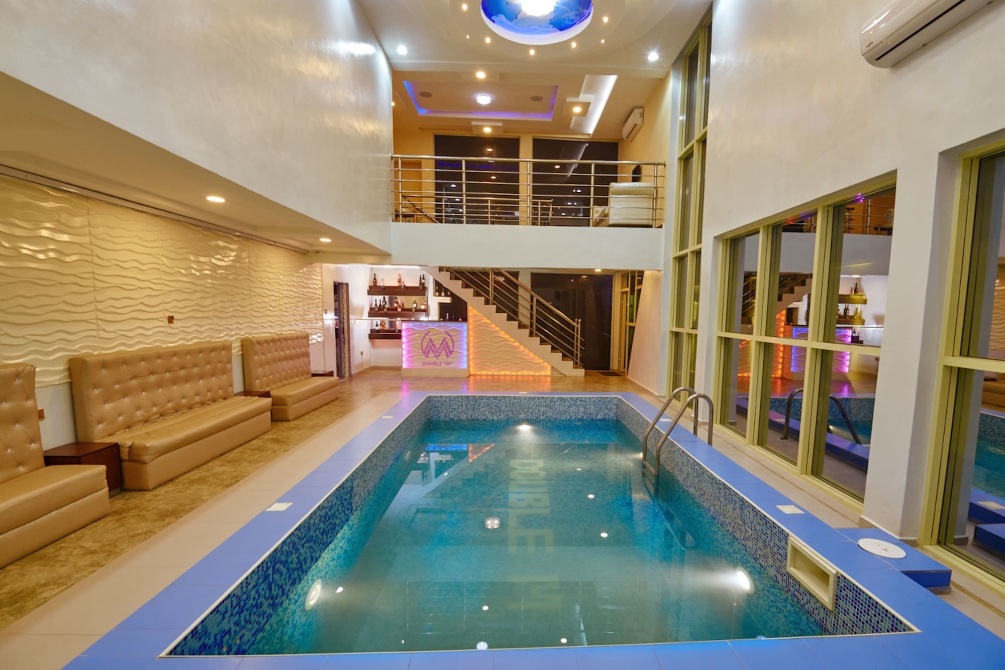 Double M Exquisite Suites And Lounge Lekki Ogombo Exterior foto