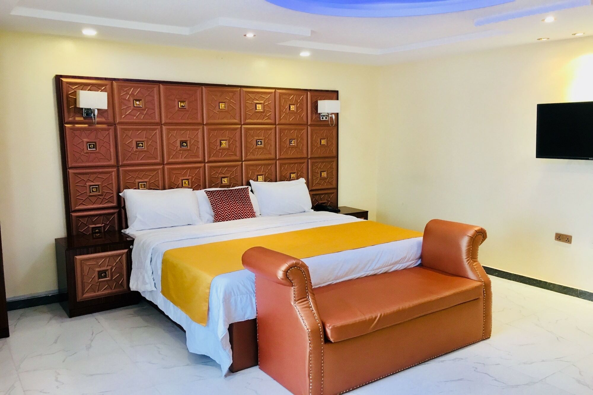 Double M Exquisite Suites And Lounge Lekki Ogombo Exterior foto